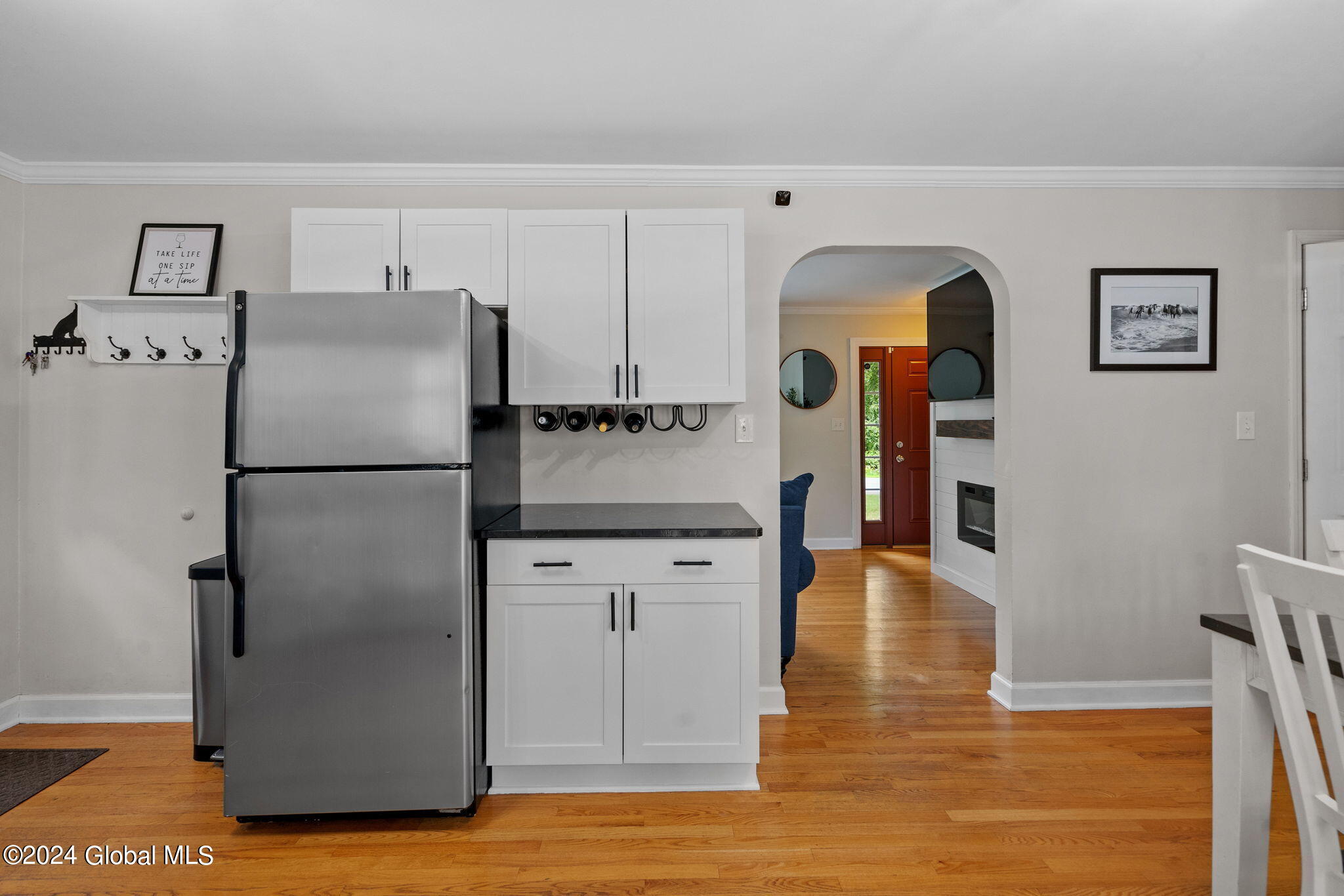 179 Menands Road Colonie, NY 12211 - Photo 9 of 45 32-web-or-mls-179-menand-rd