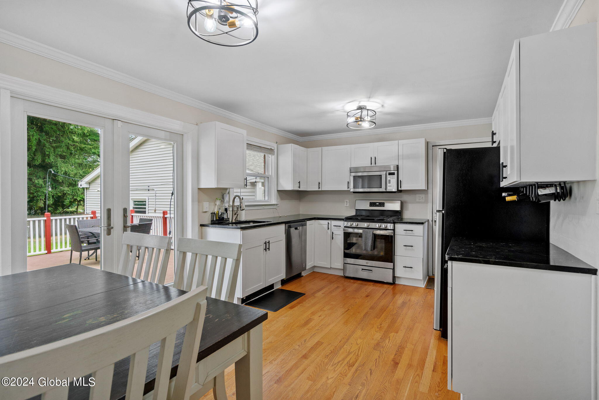 179 Menands Road Colonie, NY 12211 - Photo 10 of 45 28-web-or-mls-179-menand-rd