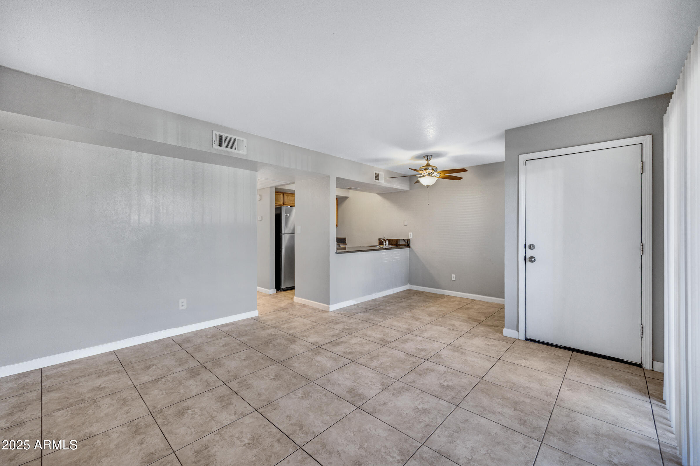 1241 North 48th Street, Unit 102 Phoenix, AZ 85008 - Photo 2 of 12 1241 N 48th St #102-2