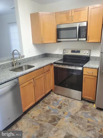 $1,995 | 11401 Ledbury Way, Germantown, MD 20876