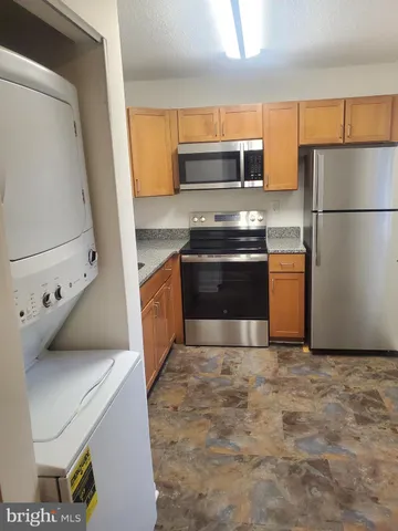 $1,995 | 11401 Ledbury Way, Germantown, MD 20876