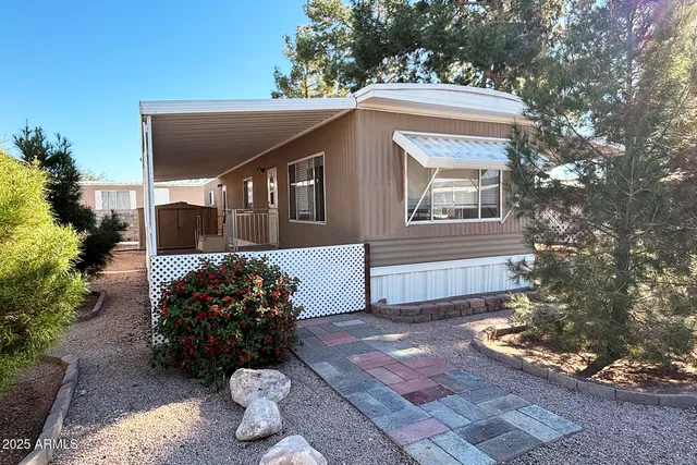 $1,250 | 10122 East Illini Street, Unit 7, Mesa, AZ 85208