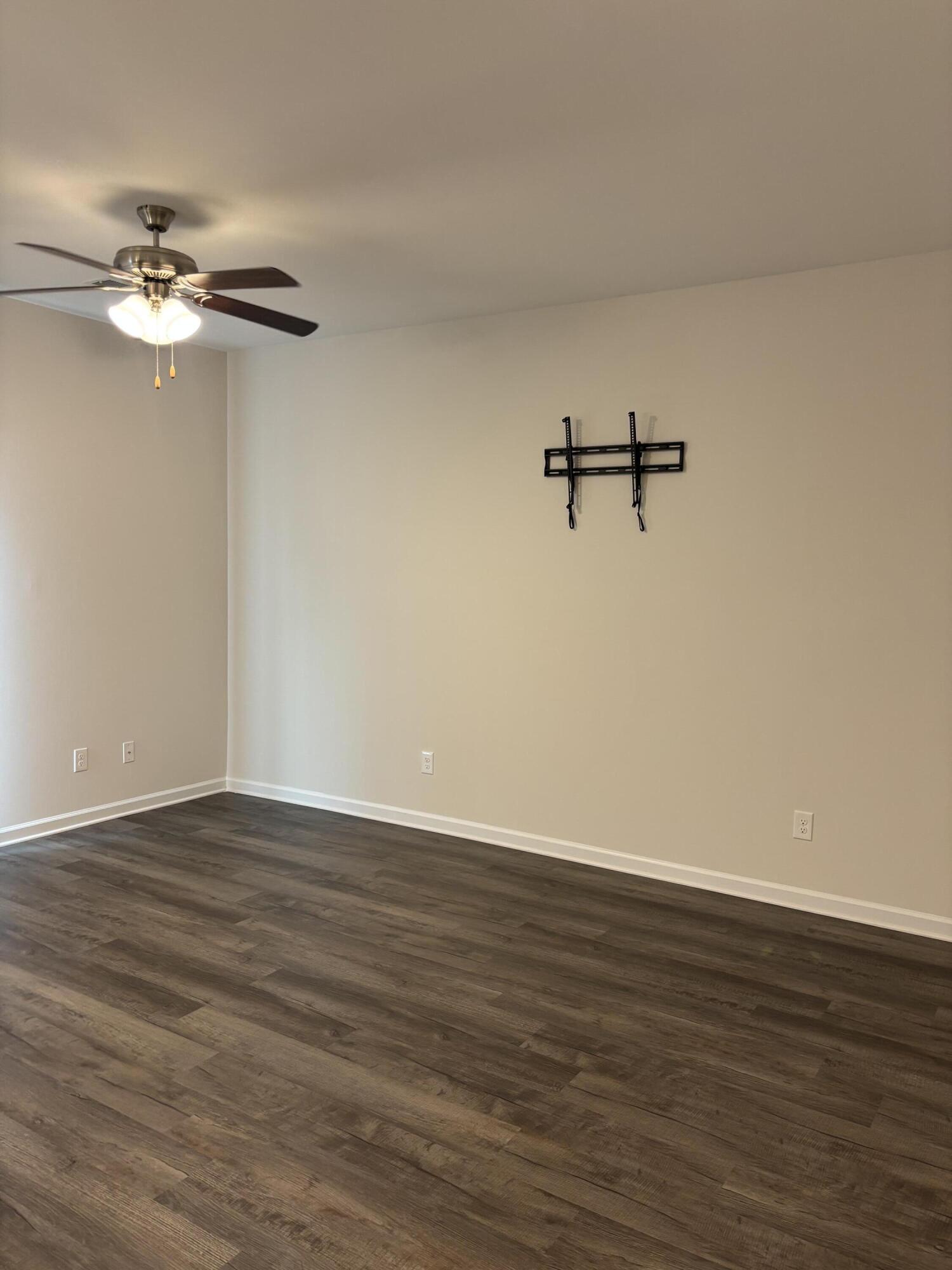 1920 Flagpole Drive Sumter, SC 29150 - Photo 2 of 35