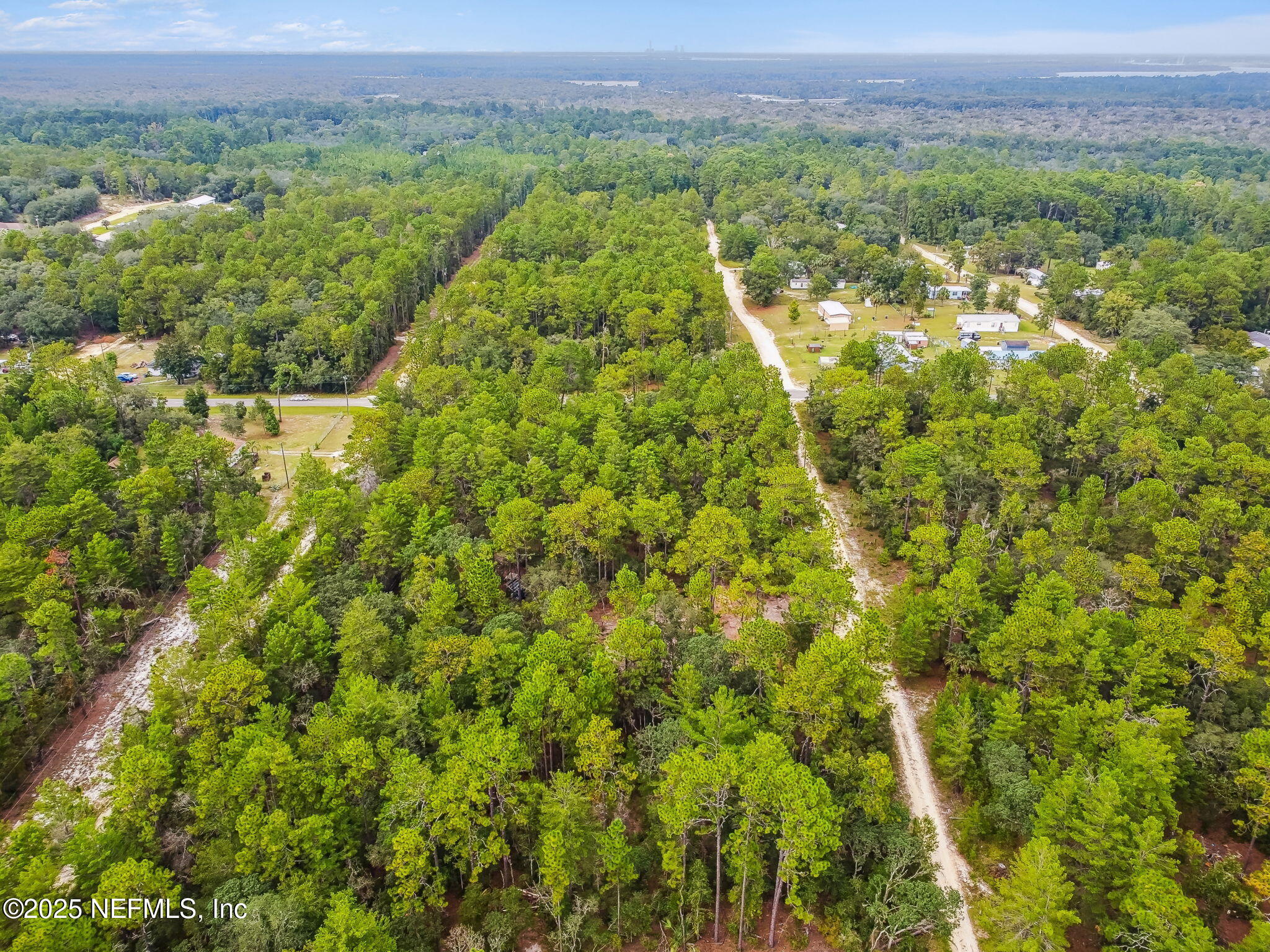 401 Edgehill Road Satsuma, FL 32189 - Photo 6 of 16 7-DJI_0503
