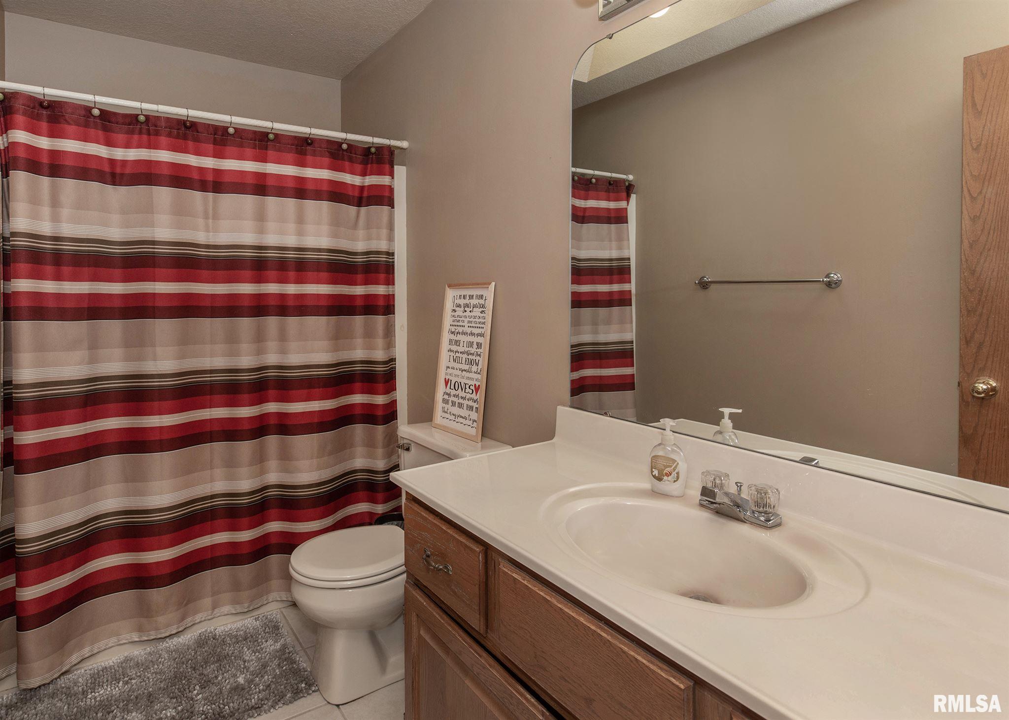 5036 Heatherstone Road Bettendorf, IA 52722 - Photo 25 of 35 Gallery Image 25