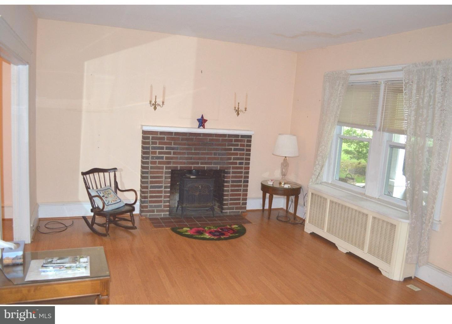 35 Glen Riddle Road Media, PA 19063 - Photo 7 of 12 Living Room