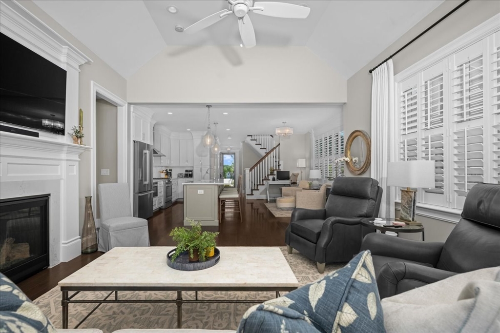 32 Hawk Lane, Unit 48 Framingham, MA 01701 - Photo 11 of 35