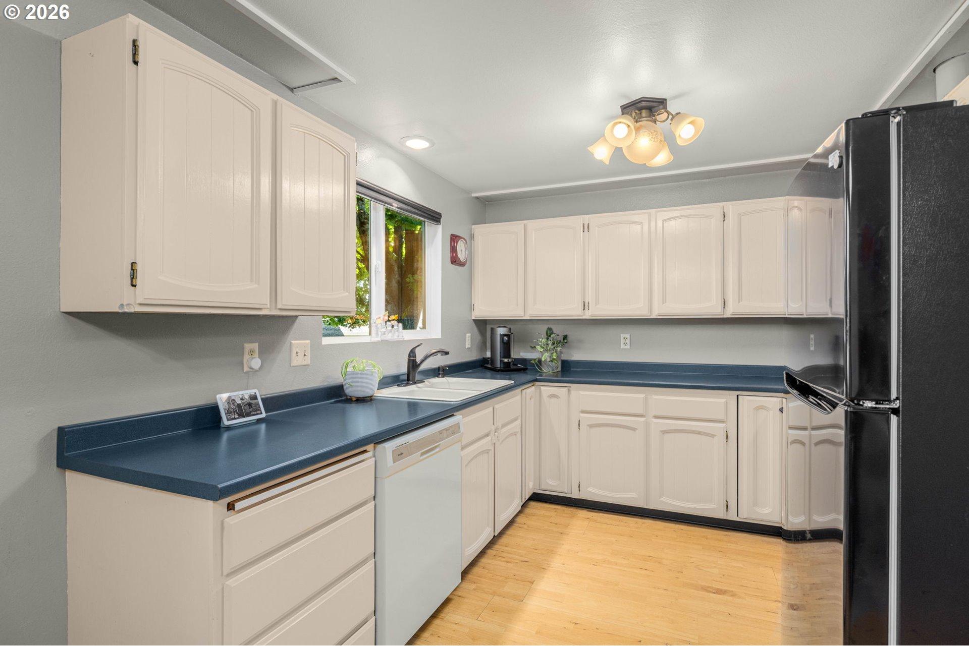 891 Frankton Road Hood River, OR 97031 - Photo 11 of 48 Gallery Image 11