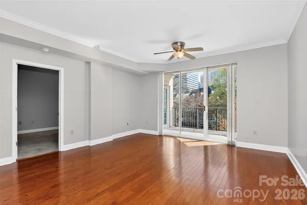 $479,000 | 300 West 5th Street, Unit 413, Charlotte, NC 28202
