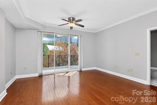 $479,000 | 300 West 5th Street, Unit 413, Charlotte, NC 28202