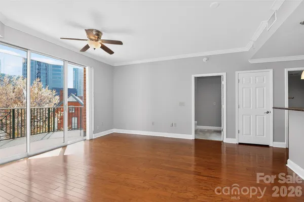 $479,000 | 300 West 5th Street, Unit 413, Charlotte, NC 28202