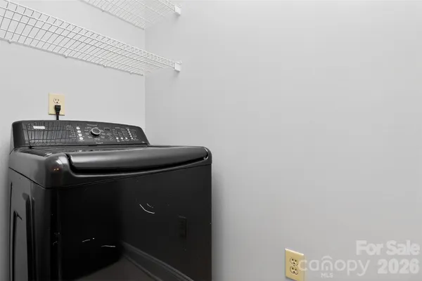 $479,000 | 300 West 5th Street, Unit 413, Charlotte, NC 28202