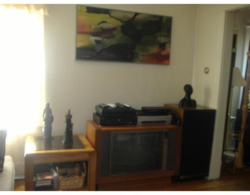 140 Maynard Street Springfield, MA 01109 - Photo 4 of 11 Gallery Image 4