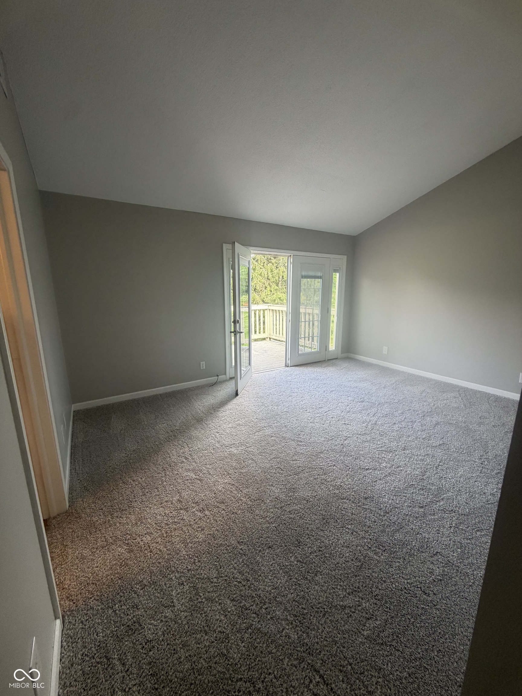 635 Cobblestone Road Avon, IN 46123 - Photo 15 of 32