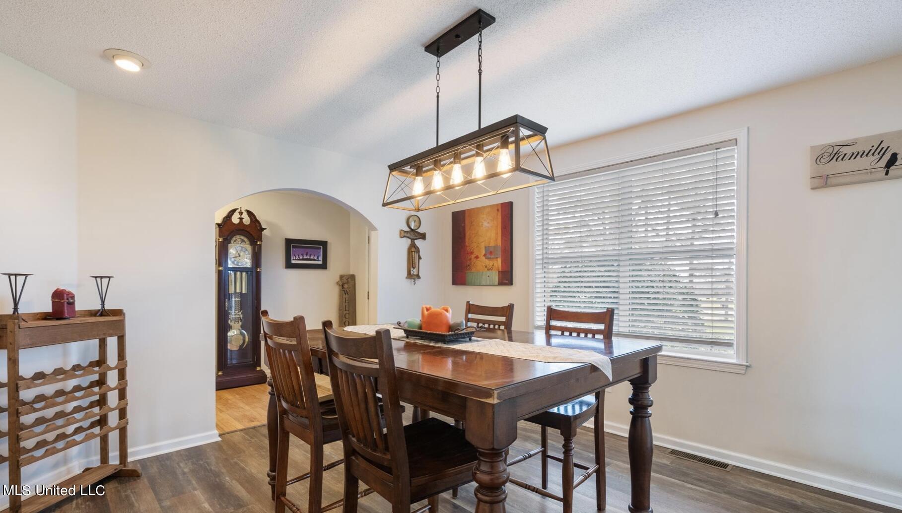 629 Gaines Road Hernando, MS 38632 - Photo 4 of 26 60E45A70-9EF2-402B-AED2-46A0B7F9F213