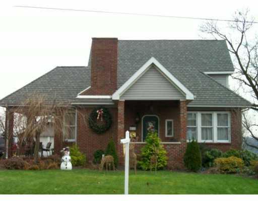 872 Ridge Road Ambridge, PA 15003 - Photo 1 of 6 Exterior Front.