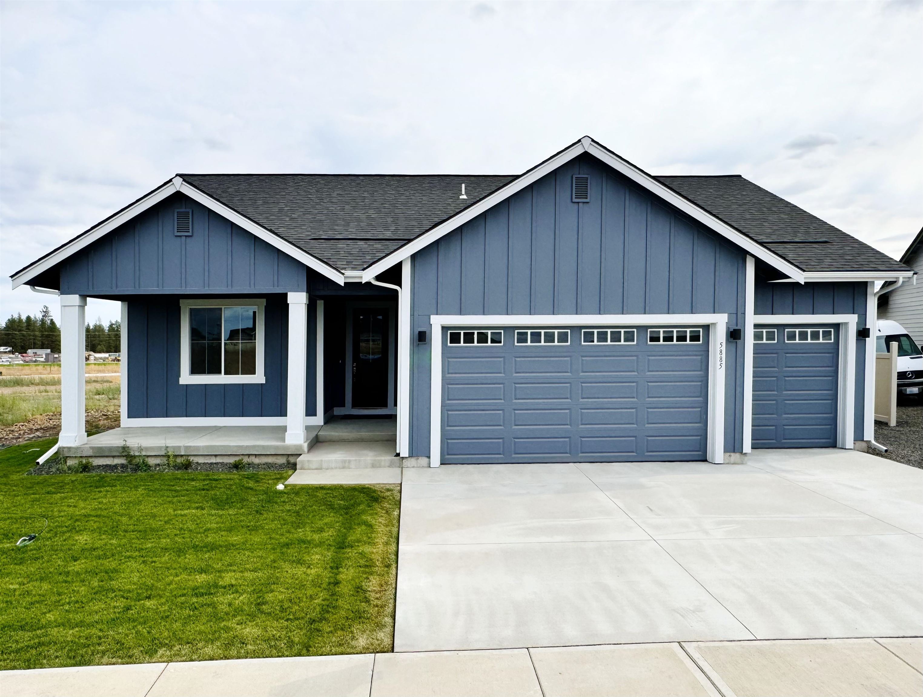 5885 South Sherri Lee Road Spokane, WA 99224 - Photo 1 of 35