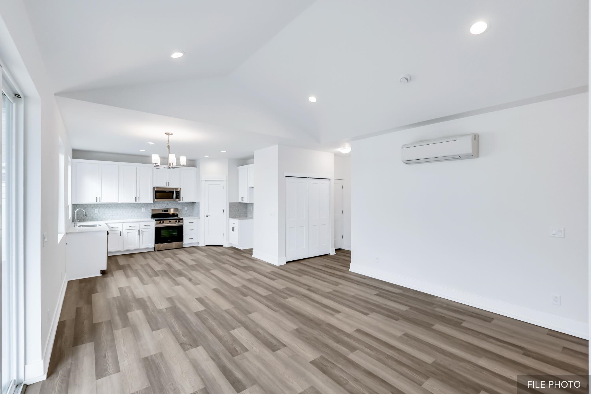 5885 South Sherri Lee Road Spokane, WA 99224 - Photo 15 of 35