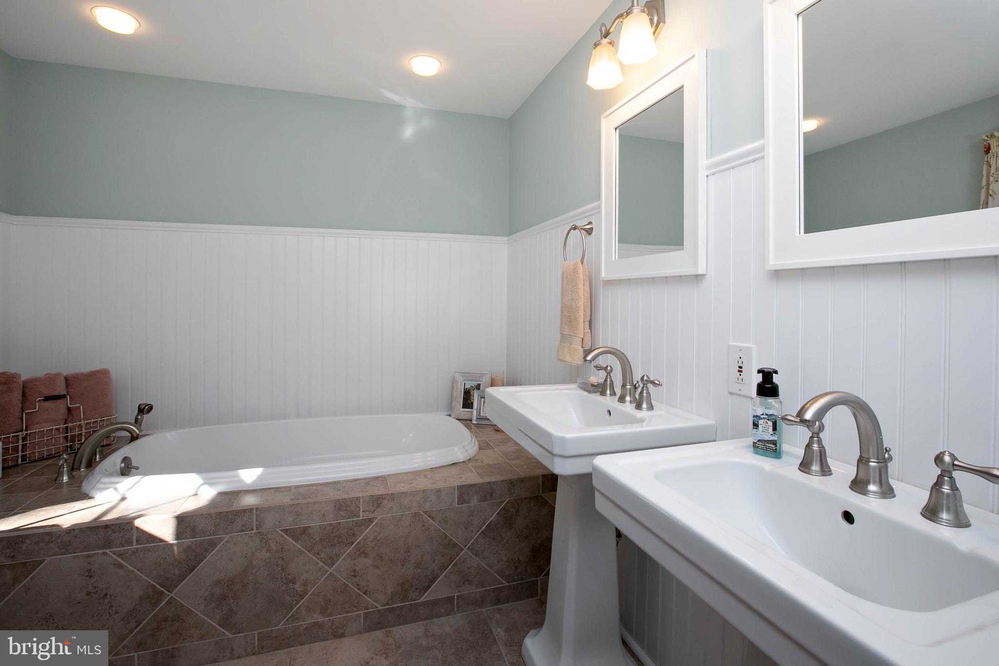 1520 Prospect Ridge Boulevard Haddon Heights, NJ 08035 - Photo 23 of 40 Master Bathroom