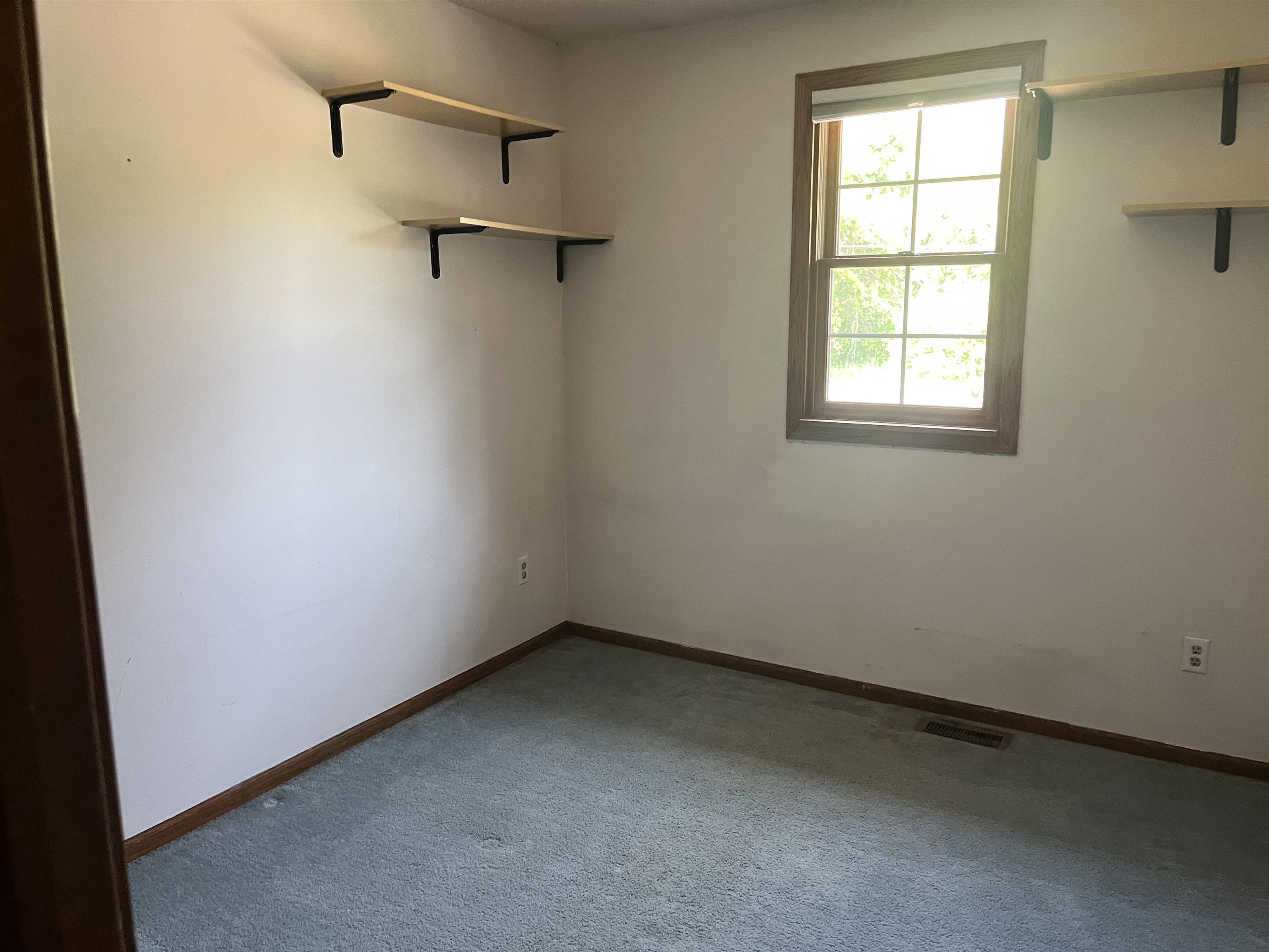7103 West Wilson Road Montrose, MI 48457 - Photo 18 of 35 50113293-17.JPG