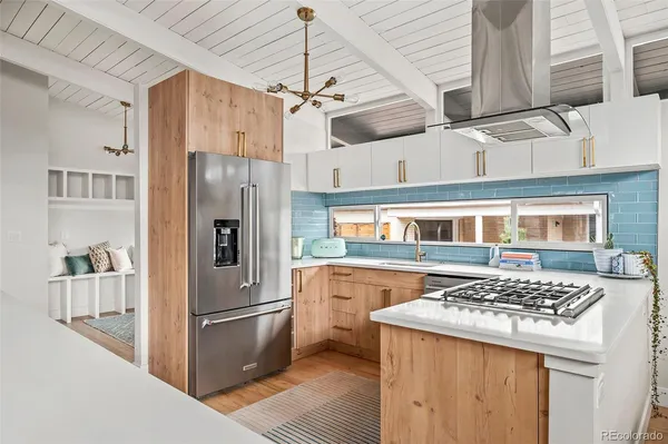 $6,900 | 1585 South Elm Street, Denver, CO 80222