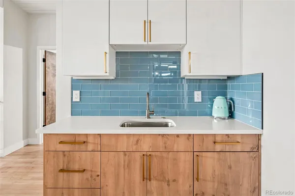 $6,900 | 1585 South Elm Street, Denver, CO 80222