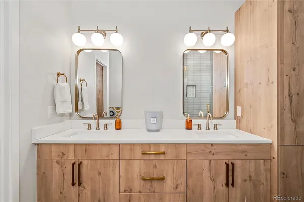 $6,900 | 1585 South Elm Street, Denver, CO 80222