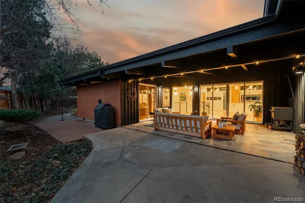 $6,900 | 1585 South Elm Street, Denver, CO 80222