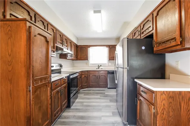 $1,855 | 612 Arena Drive, Peculiar, MO 64078