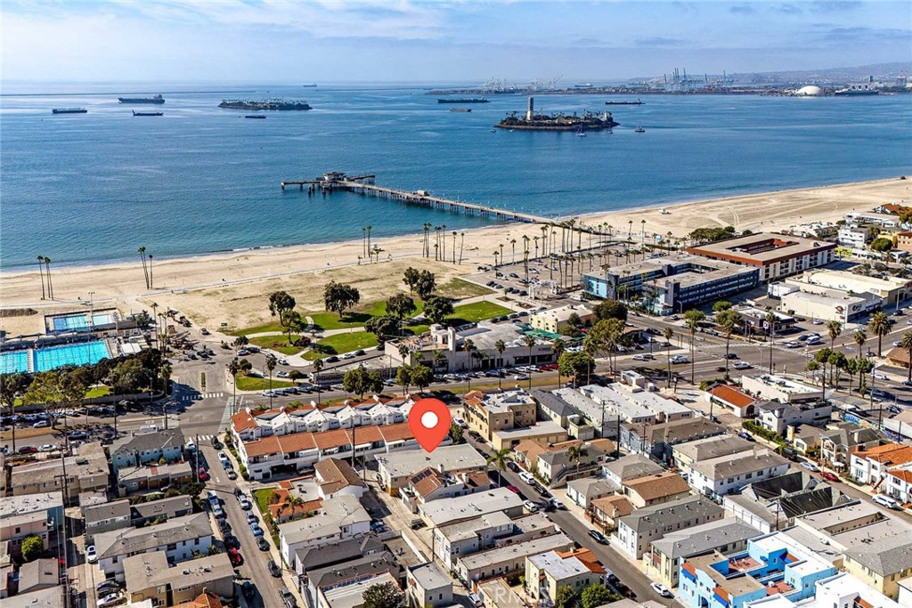 24 Roswell Avenue Long Beach, CA 90803 - Photo 5 of 13