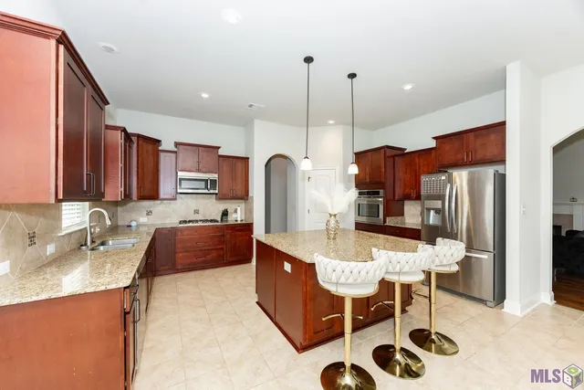 $403,000 | 18032 River Landing Drive, Prairieville, LA 70769