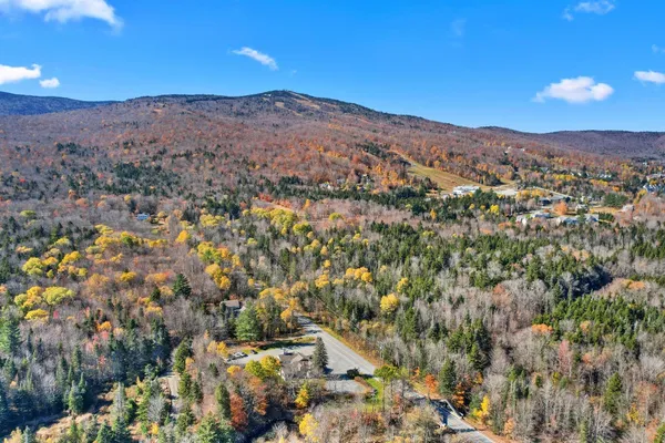 $1,150,000 | 5 Tannery Road, West Dover, VT 05356