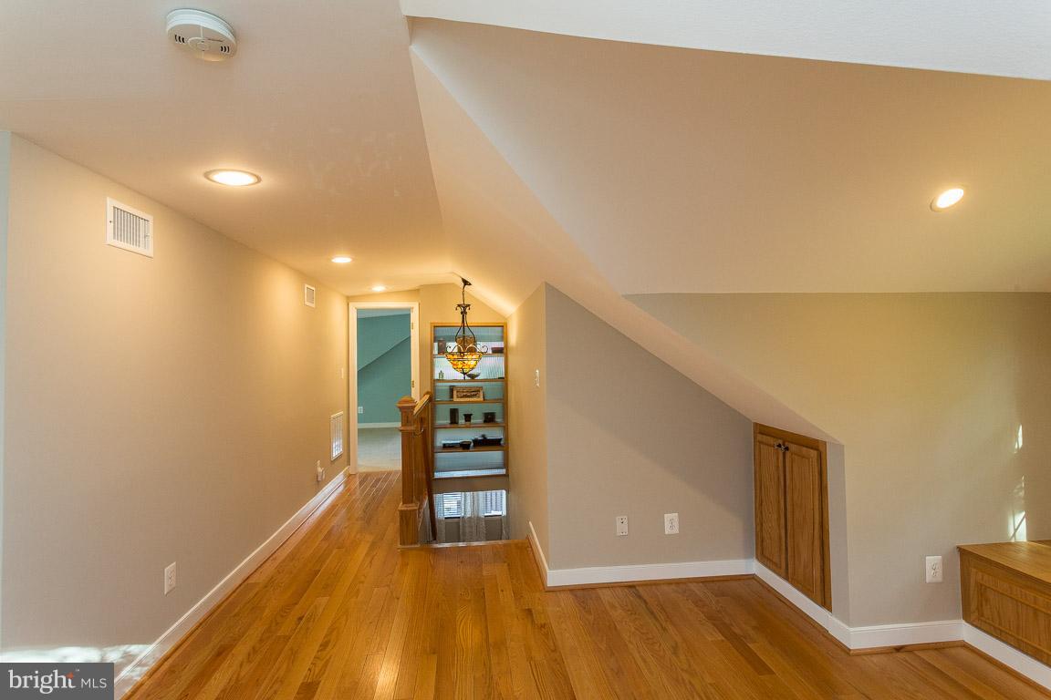 6904 Barrett Road Falls Church, VA 22042 - Photo 18 of 28 Loft - Office/Nursery/Library