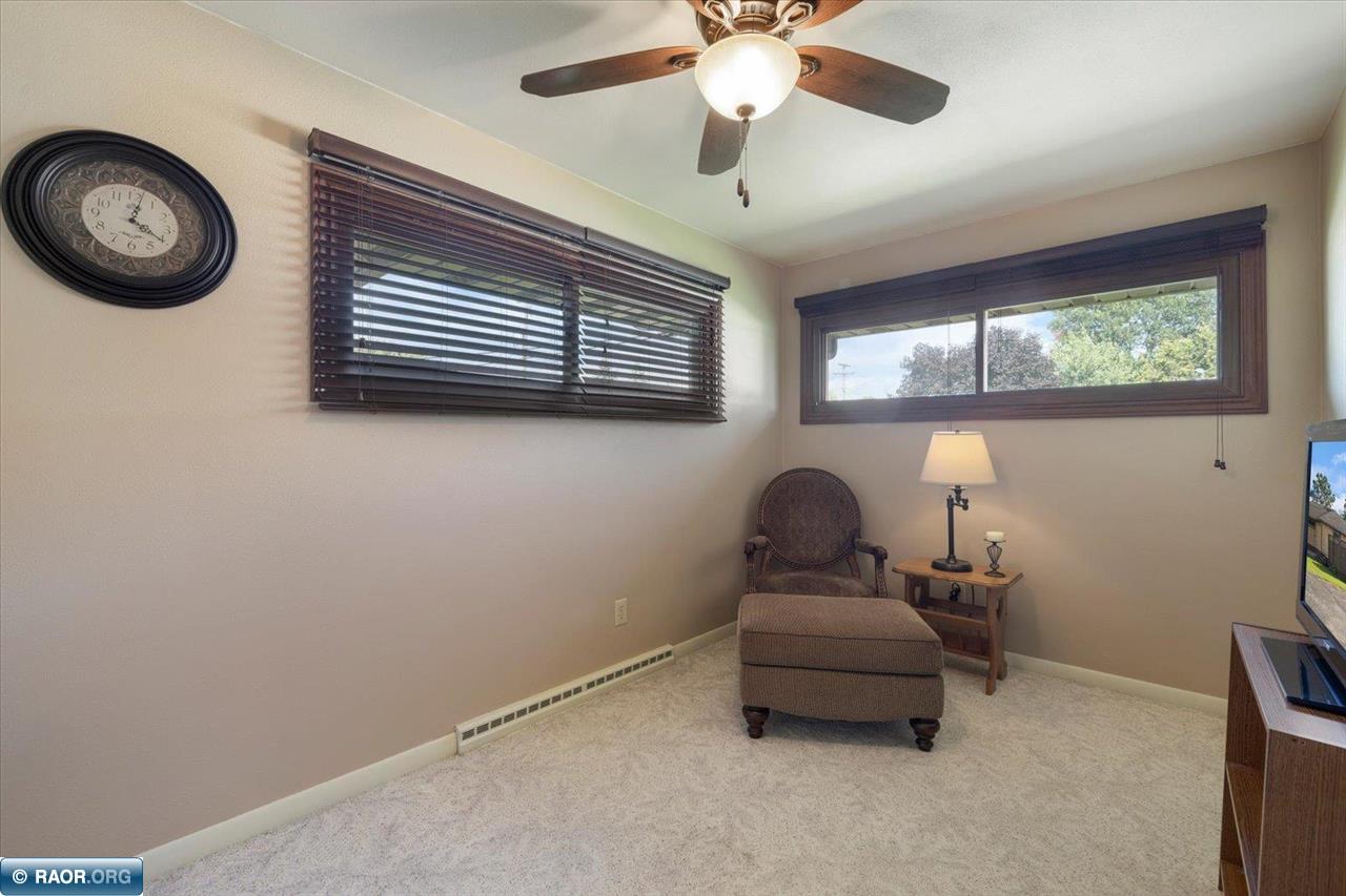 907 9th Street South Virginia, MN 55792 - Photo 13 of 31