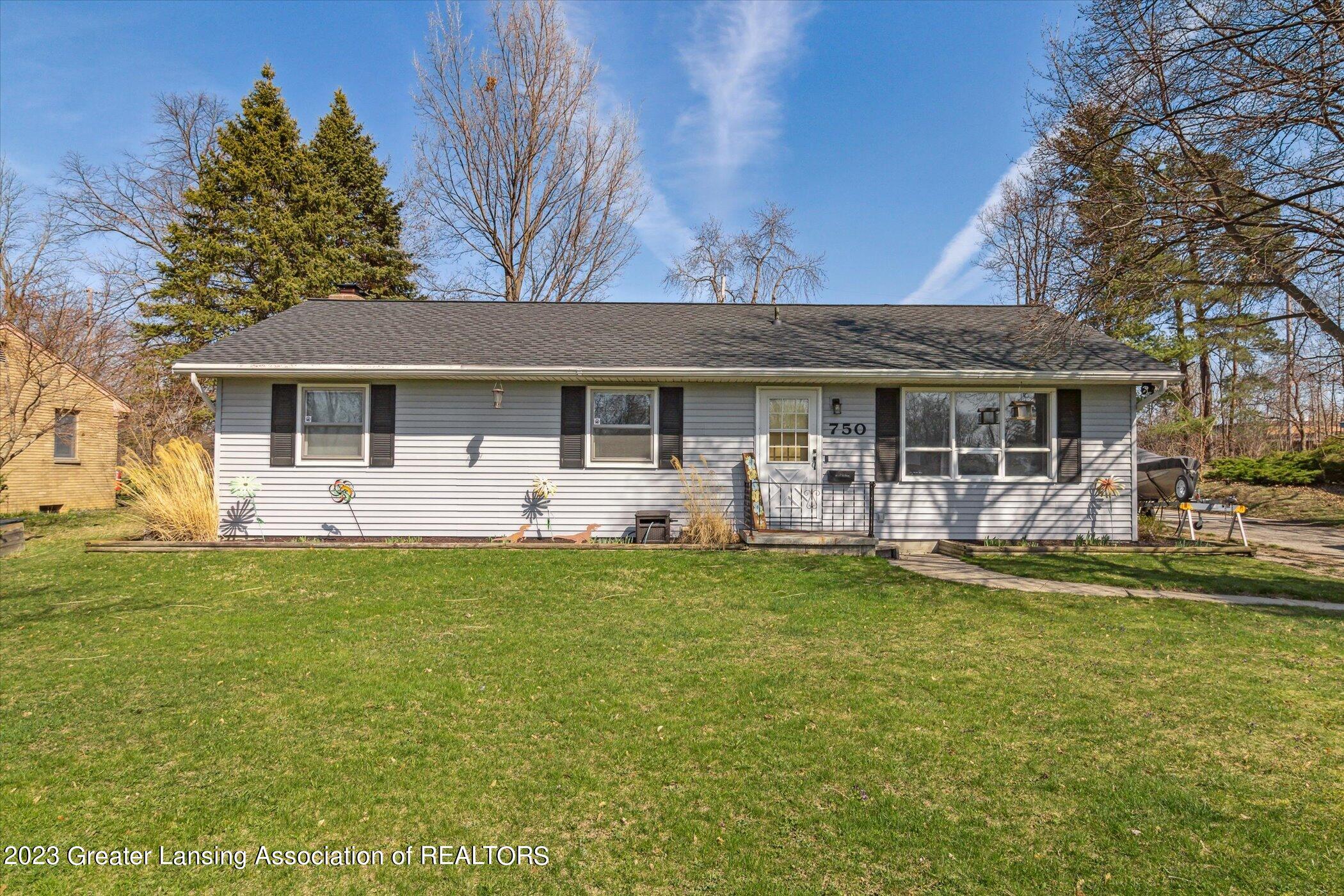 750 Dryer Farm Road Lansing, MI 48917 - Photo 3 of 43 03-750-Dryer-Farm-Rd-Lansing-MI-48917-Wi