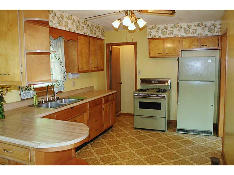 8310 North Payne Road Indianapolis, IN 46268 - Photo 5 of 17 Gallery Image 5