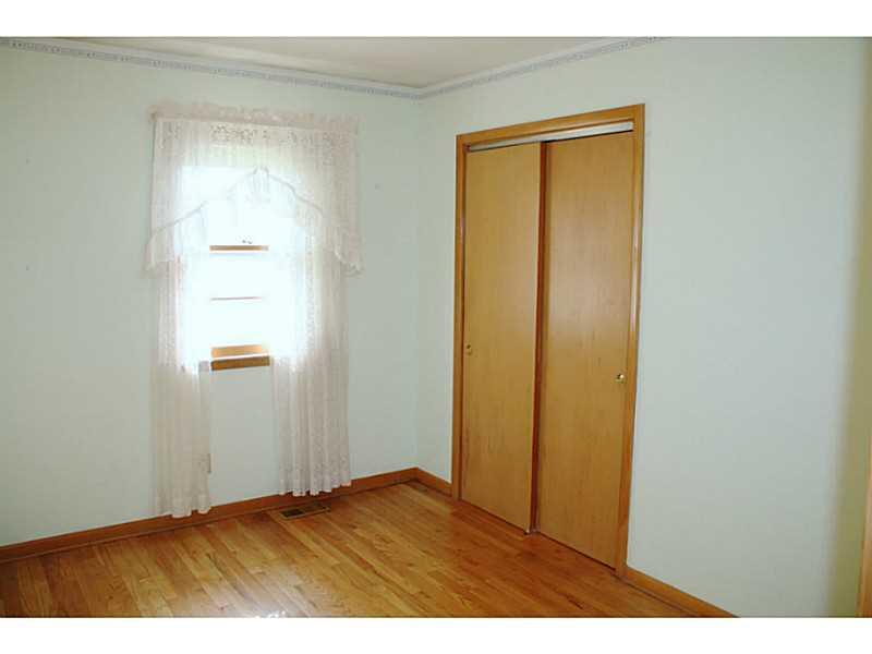 8310 North Payne Road Indianapolis, IN 46268 - Photo 10 of 17 Gallery Image 10
