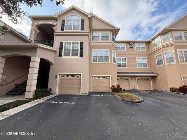 $1,500 | 13810 Sutton Park Drive North, Unit 1018, Jacksonville, FL 32224