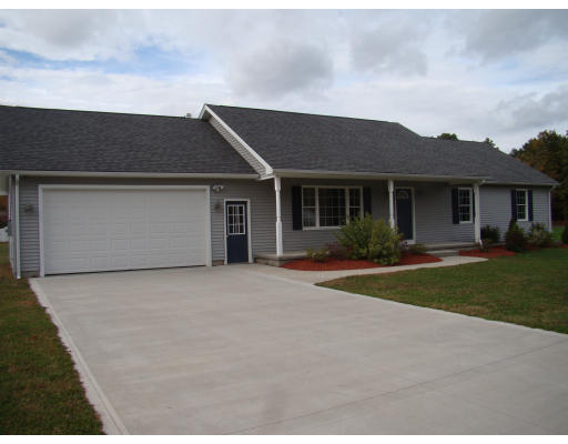 64 Russellville Road Westfield, MA 01085 - Photo 1 of 7 Gallery Image 1