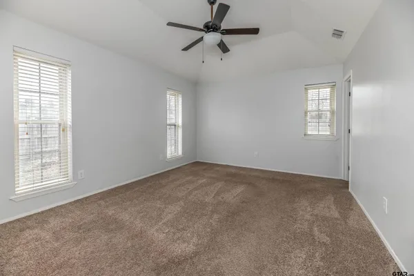 $2,200 | 17982 County Road 1275, Tyler, TX 75703