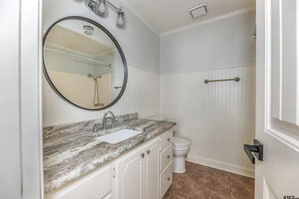 $2,200 | 17982 County Road 1275, Tyler, TX 75703