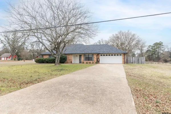 $2,200 | 17982 County Road 1275, Tyler, TX 75703
