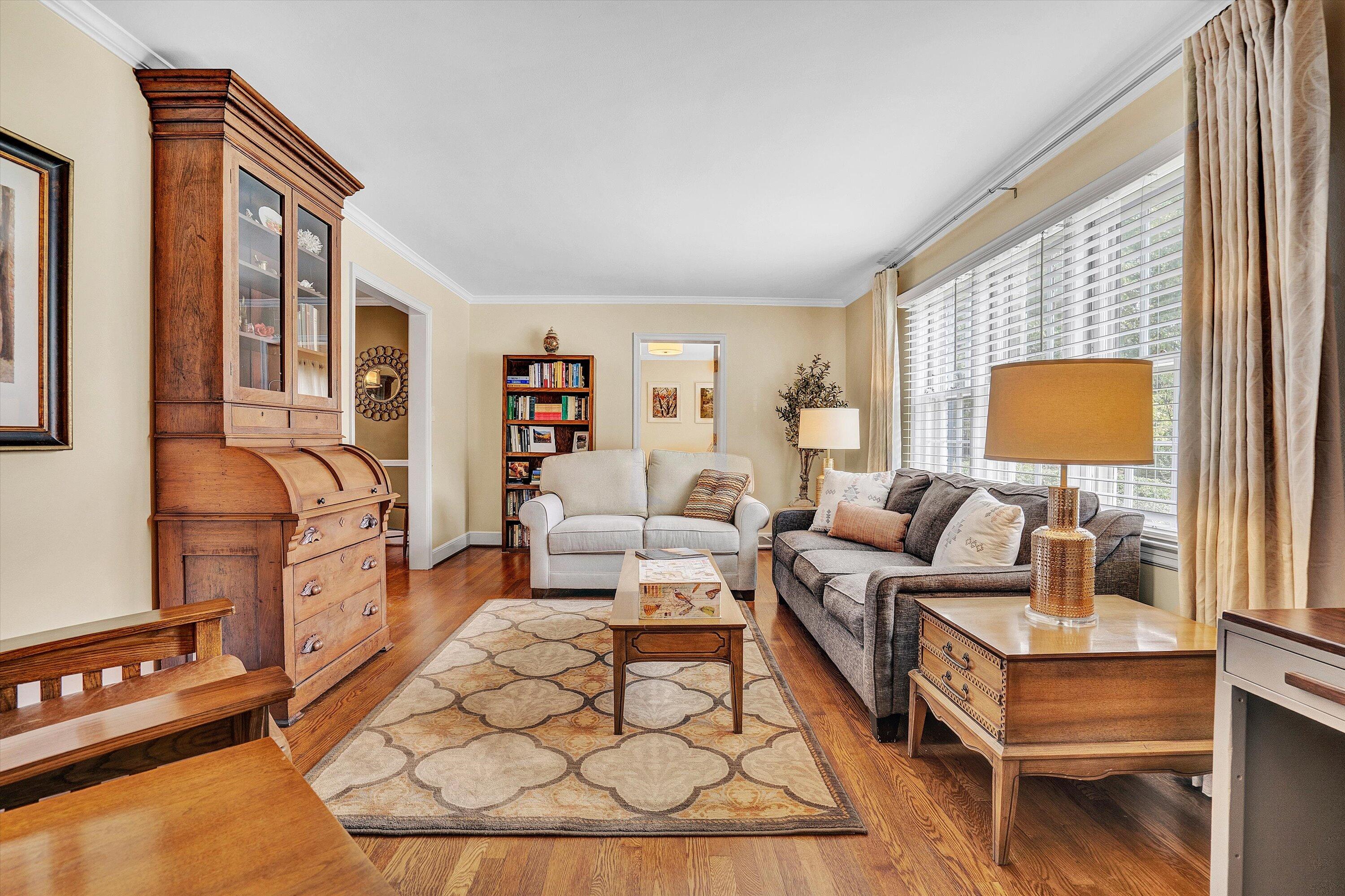 2201 Hunters Road Southwest Roanoke, VA 24015 - Photo 8 of 56 08-DSC00394