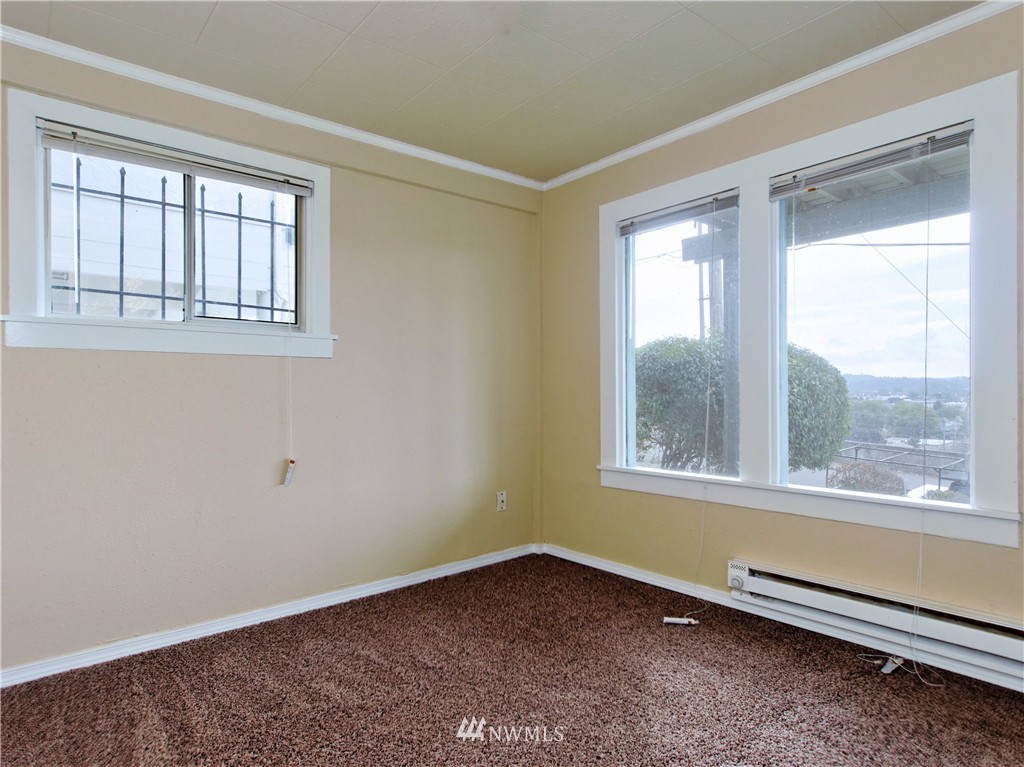 426 Mill Avenue South Renton, WA 98057 - Photo 6 of 12 Gallery Image 6