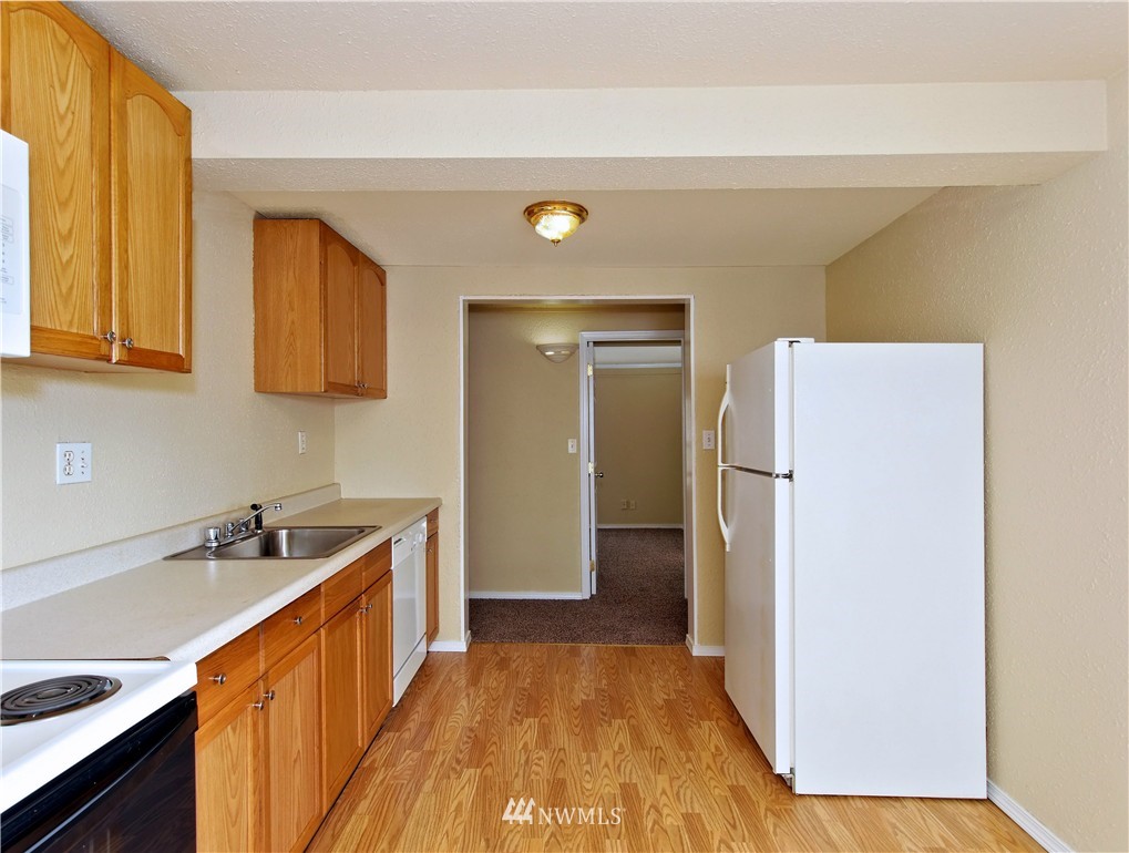 426 Mill Avenue South Renton, WA 98057 - Photo 8 of 12 Gallery Image 8