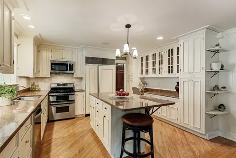$1,329,000 | 6730 South Madison Street, Willowbrook, IL 60527
