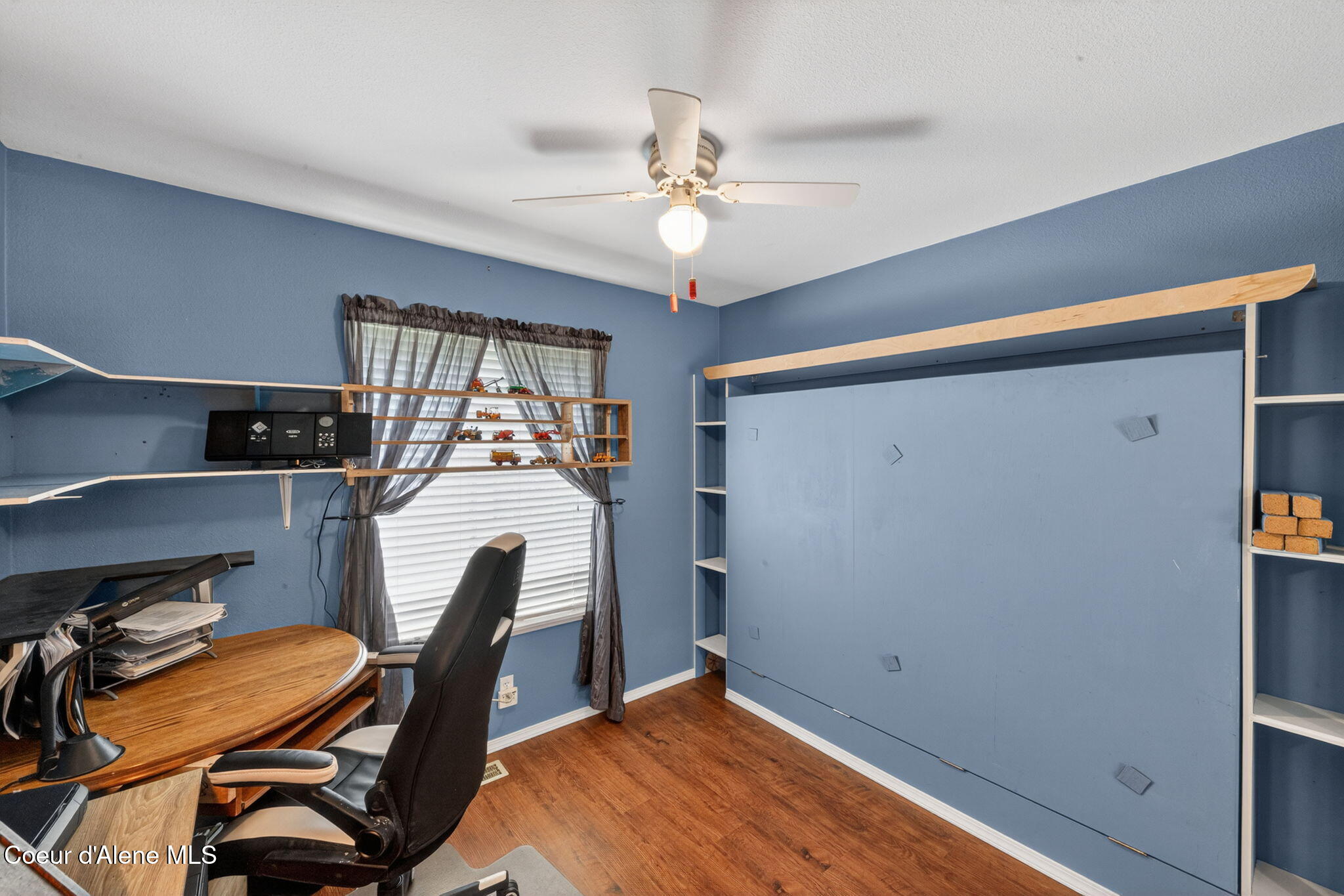 701 South Pleasant View Road Post Falls, ID 83854 - Photo 20 of 30 Bedroom