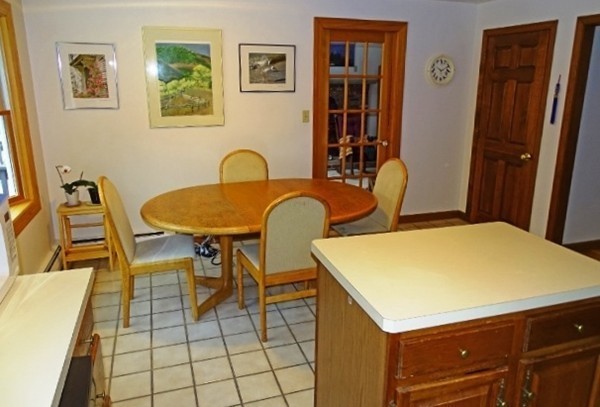 352 Spring Street Shrewsbury, MA 01545 - Photo 8 of 29 Gallery Image 8