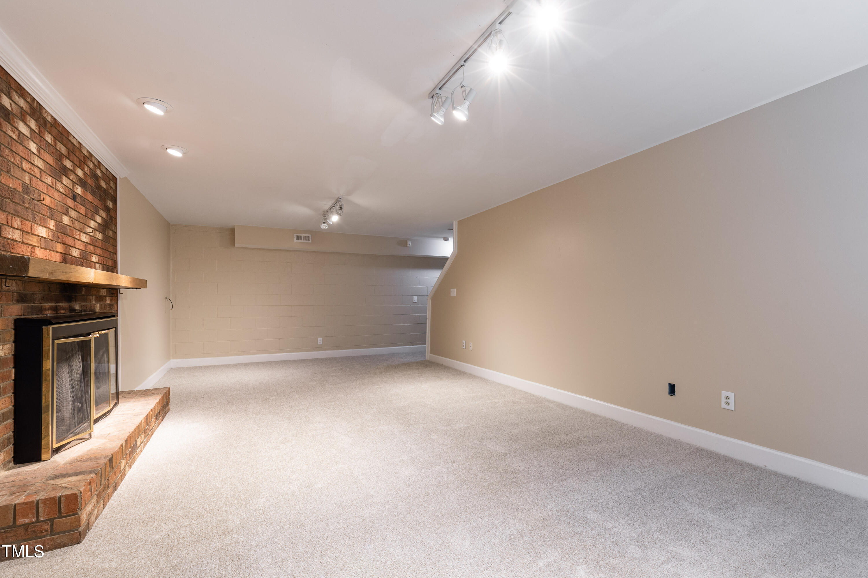 4517 Gates Street Raleigh, NC 27609 - Photo 49 of 66 Gates-60