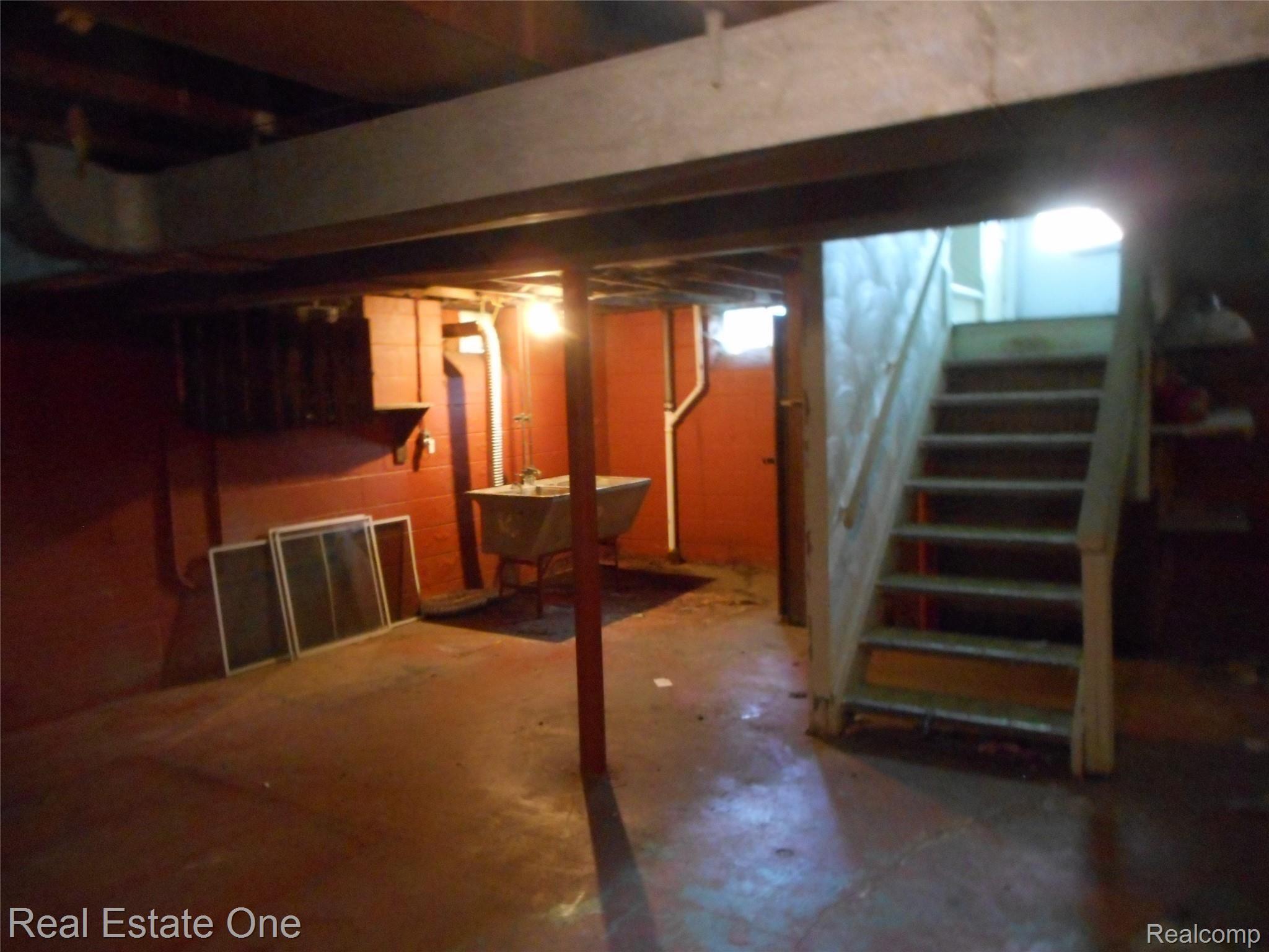 259 Riverside Drive Detroit, MI 48215 - Photo 15 of 17 Full Basement